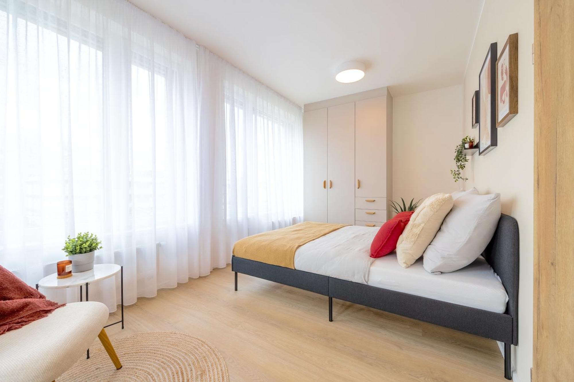 Bright 2Br - 5Th Floor, Balcony, Free Parking By Gravity Prague Apartman Kültér fotó
