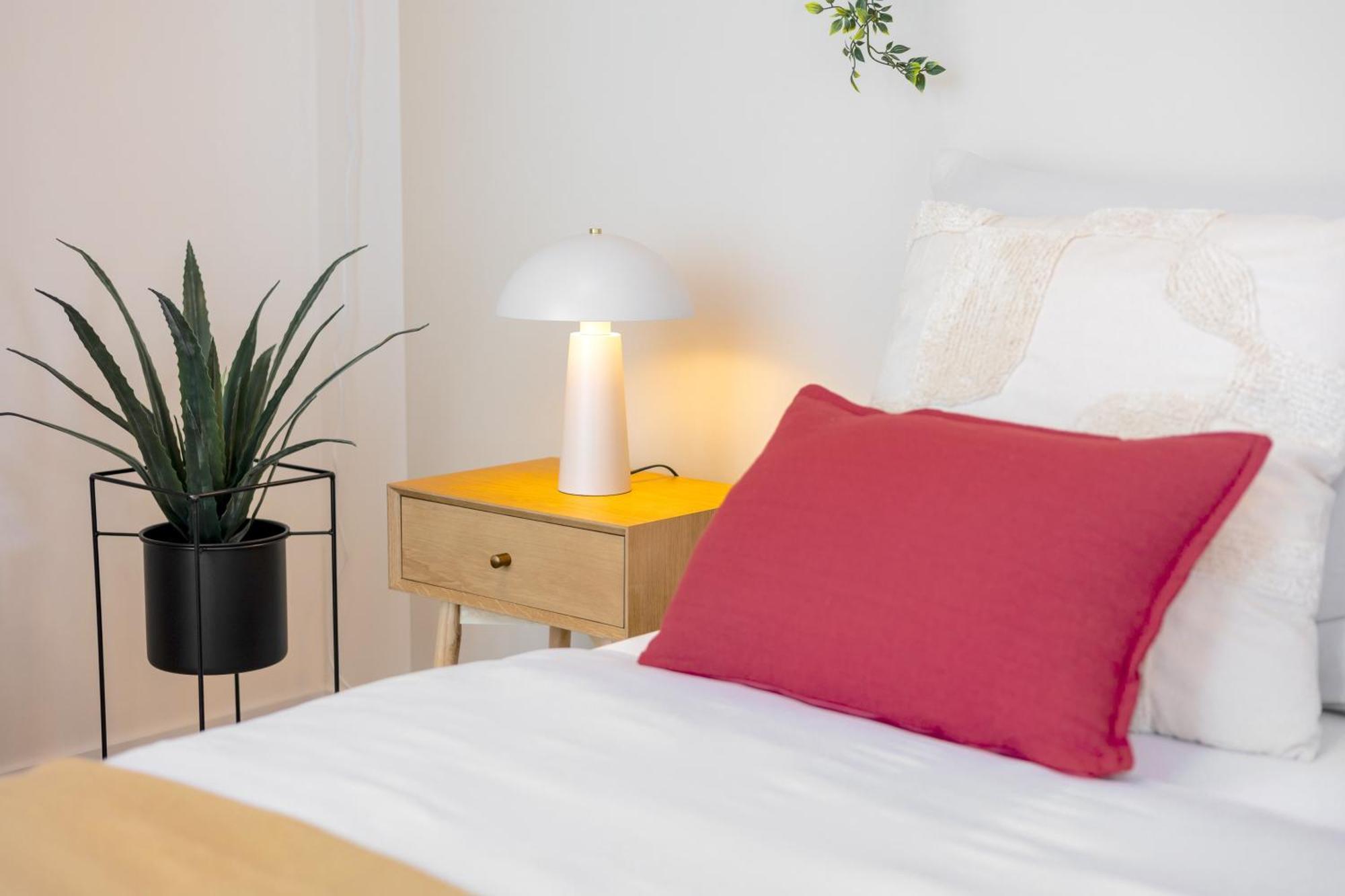 Bright 2Br - 5Th Floor, Balcony, Free Parking By Gravity Prague Apartman Kültér fotó